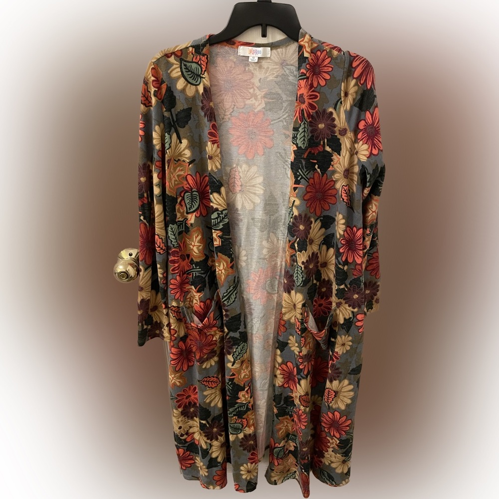 LuLaRoe Sarah cardigan